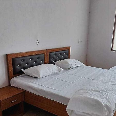 Pop New Hotel Hometown Dadri Esterno foto