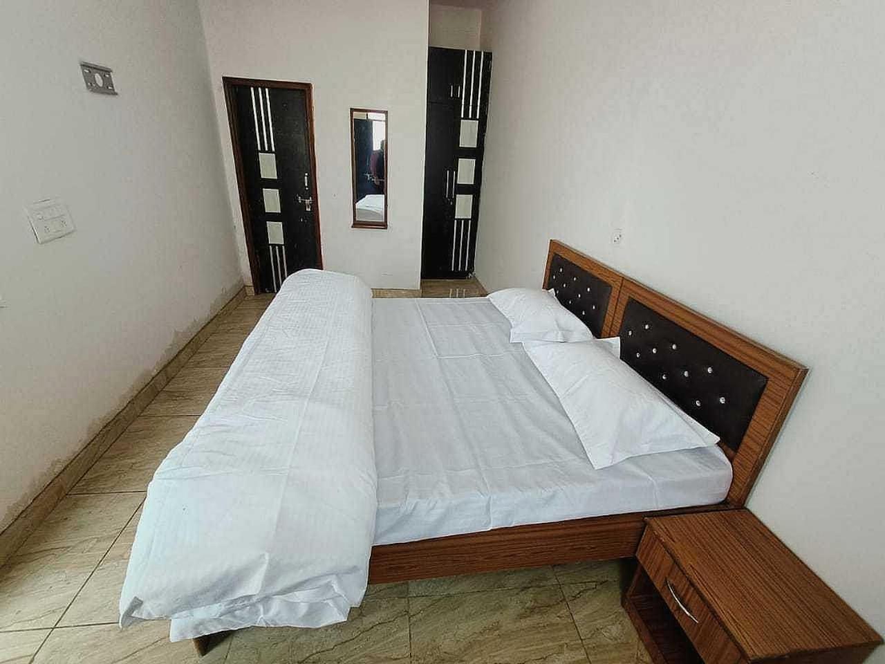 Pop New Hotel Hometown Dadri Esterno foto